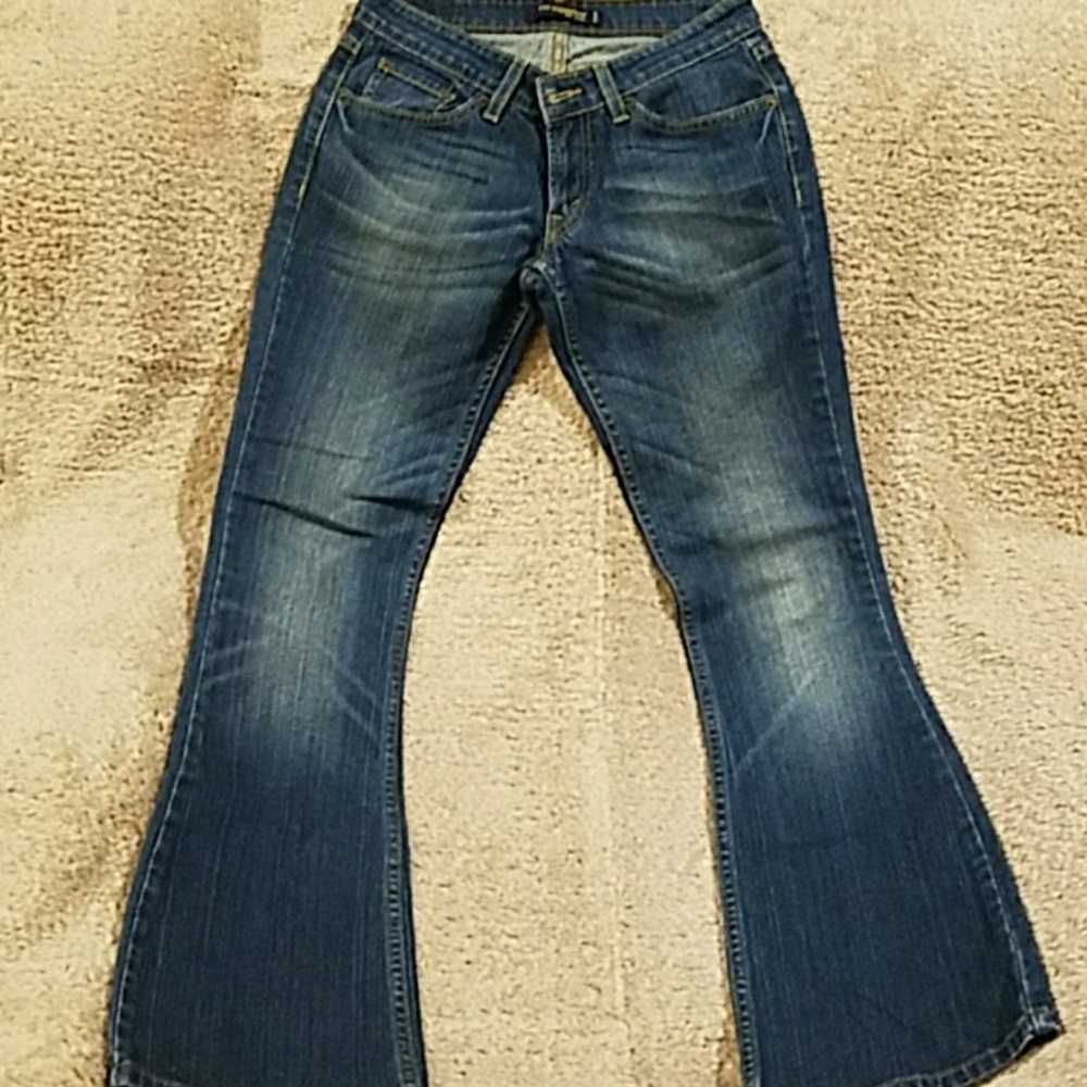 Levi's 524 Super Low Jeans